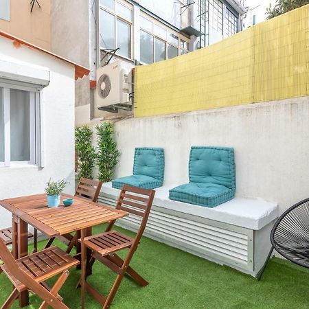 Sunny Apartment With Patio, By Timecooler Lisboa Exteriör bild