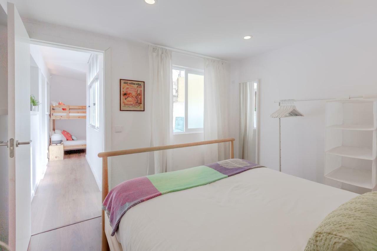Sunny Apartment With Patio, By Timecooler Lisboa Exteriör bild