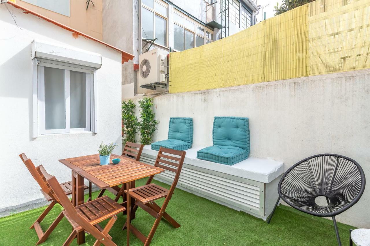 Sunny Apartment With Patio, By Timecooler Lisboa Exteriör bild